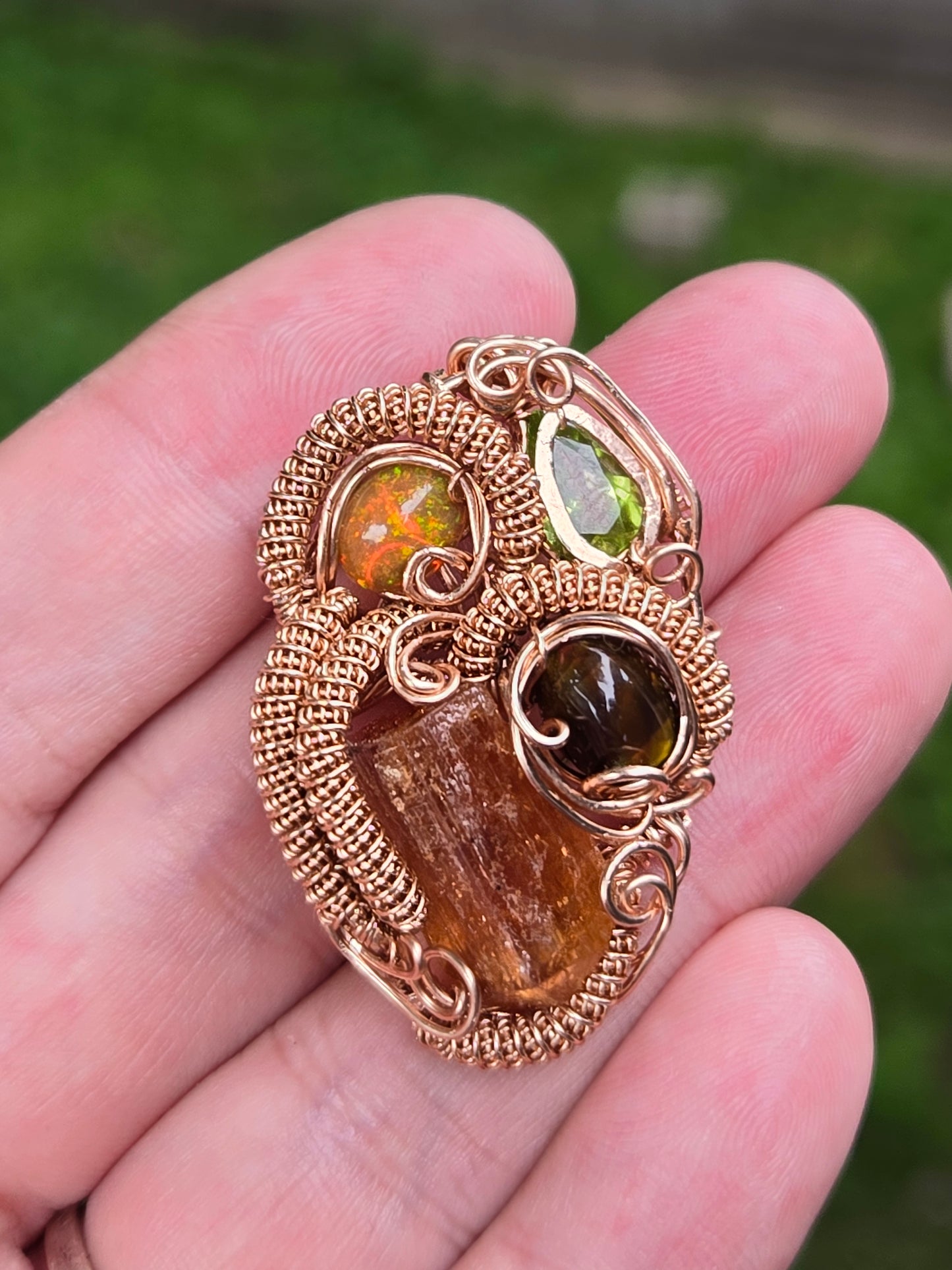 Radiance Wire Wrapped Pendant