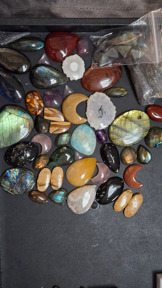 Cabochons