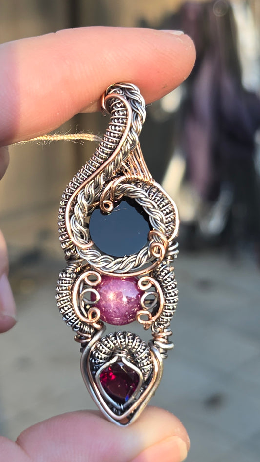 Scrying mirror wire-wrapped pendant